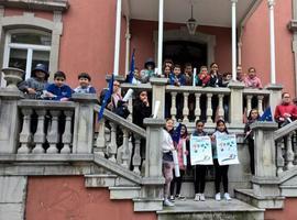 Oviedo: Escolares de Villar de Trubia y Los Arcos con Europa en La Lila