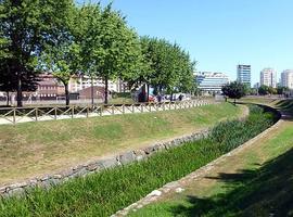 Cs exige al Ayuntamiento limpiar el cauce del Pilón en el parque de Moreda