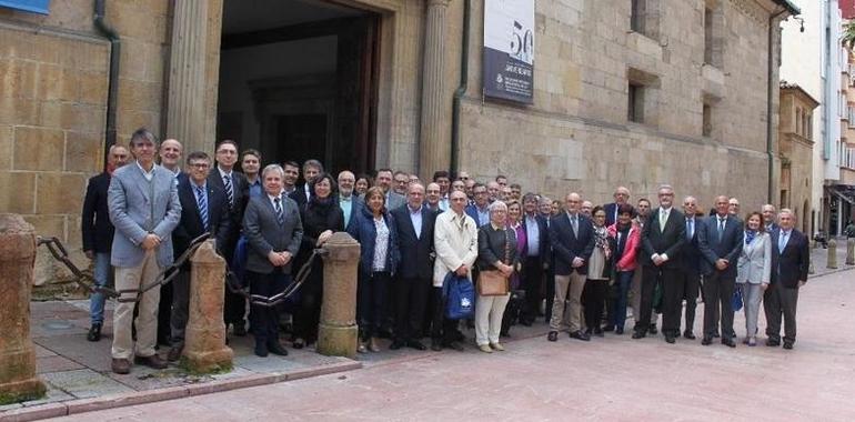 Compromiso en Oviedo con las y los decanos de Medicina españoles