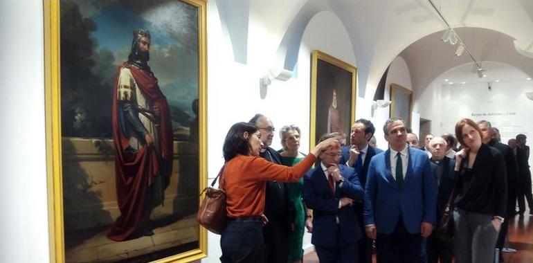 El Museo de Covadonga reabre con la serie restaurada de los reyes asturianos