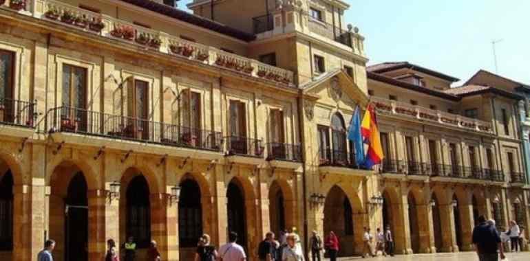 IU pide calma en Oviedo ante la operación Enredadera