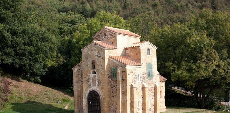 Las visitas a la Iglesia de San Miguel de Lillo se prolongan hasta octubre 