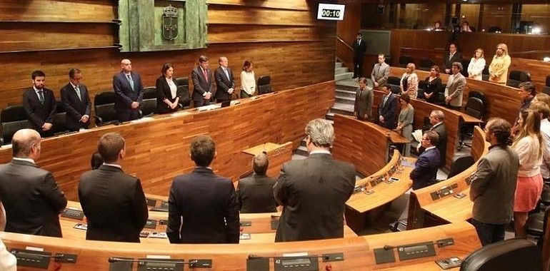 La Junta General del Principado abre los actos del Día de Asturias 