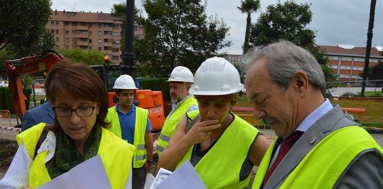 Uniendo Barrios presenta al Ayuntamiento de Oviedo su hoja de ruta