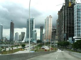 Panamá mantiene su posición de mejor país para hacer negocios en Centroamérica