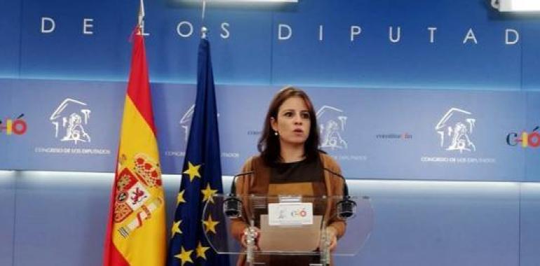 Adriana Lastra reprocha a Cosidó (PP) que alardee de controlar salas del Supremo