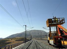 El tráfico ferroviario entre El Berrón y Laviana se interrumpirá tres meses 