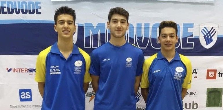Tres medallas del Bádminton asturiano en el Internacional de Esloenia Sub-17