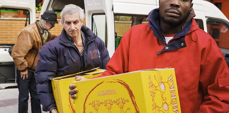 La Fundación Alimerka dona más de 2 toneladas para las cenas navideñas de 12 entidades sociales
