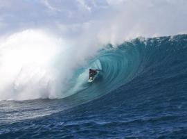Surf en olas gigantes: un vídeo impresionante