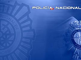 La Policía Nacional detiene en Oviedo a dos grafiteros por cometer 209 delitos por toda España