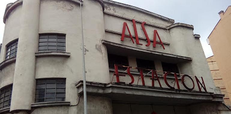 Atacados dos autobuses en Gijón por llevar el sistema alcolok, según Alsa