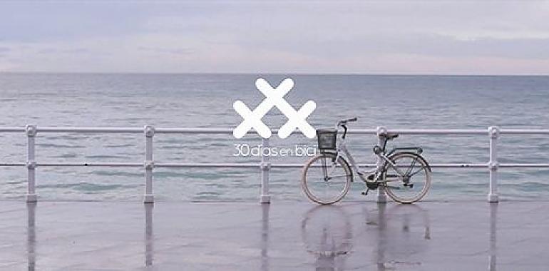 30 DÍAS EN BICI vuelve a llenar Xixón de bicicletas, deporte y salud en abril