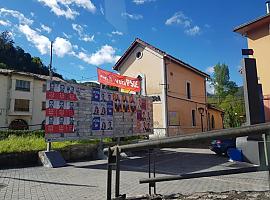 La Junta Electoral reclama al PSOE que retire carteles electorales en Ribera de Arriba