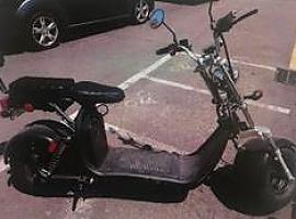 Interceptados en Gijón dos scooter eléctricos sin matricular