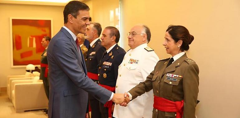Pedro Sánchez recibe a los oficiales generales de las Fuerzas Armadas y la Guardia Civil