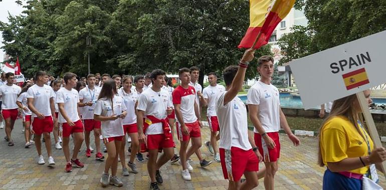 Adrián del Río y el asturiano Oliver Tamame abanderan la selección española en el Mundial de Piragüismo