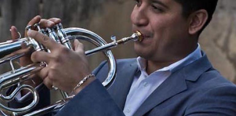 Debuta en Oviedo Pacho Flores, considerado el mejor trompetista del mundo