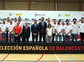 Pedro Sánchez despide a la selección de baloncesto masculina hacia el mundial de China