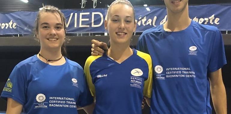  3 deportistas y un técnico asturianos en el mundial Junior de Badminton
