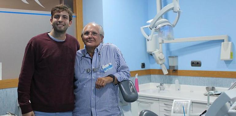Los jugadores del Liberbank Oviedo Baloncesto pasan reconocimiento en la clínica Javier Blanco