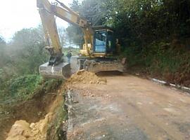 Comienzan a reparar los hundimientos del camino de Villapérez