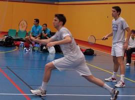 Tres medallas para el Badminton Oviedo en el CNB absoluto