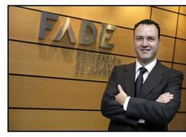 El secretario general de FADE, Alberto González, valora los datos del paro de octubre de 2011