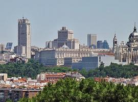Los hoteleros madrileños ponen a disposición de la Sanidad de Madrid 9.000 plazas 