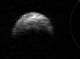 Un gran asteroide, el YU55, pasará el día 8 a sólo 201.700 millas de la Tierra