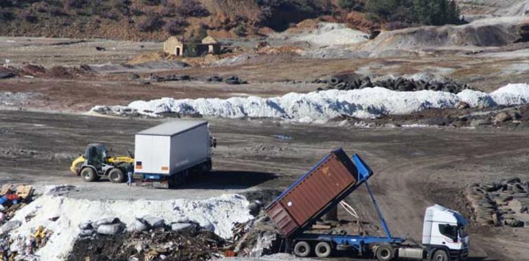 Greenpeace denuncia que la Junta de Andalucía oculta información sobre residuos peligrosos de Nerva