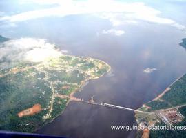 El puente de Bolondo-Mbini, visto desde el cielo