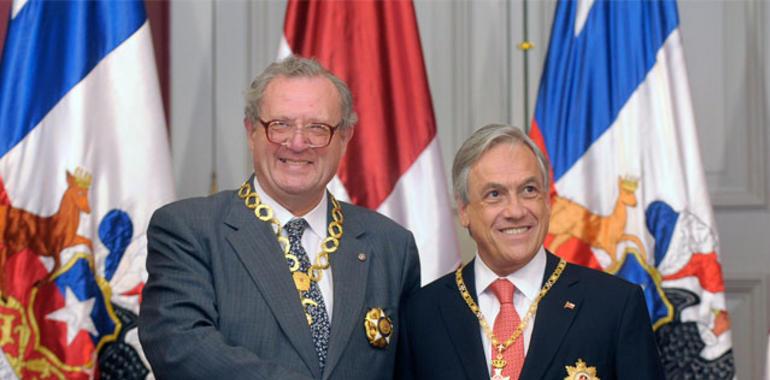 Piñera condecoró al Príncipe y Gran Maestre de la Orden de Malta