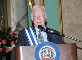 Leonel define al expresidente Carter como propulsor de la democracia en América Latina 