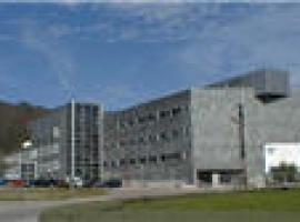 El Hospital Valle del Nalón se mantiene en la élite de la calidad tras ser reacreditado por la JCI