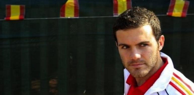 Juan Mata: "Lo importante es que se está rindiendo en los partidos oficiales"