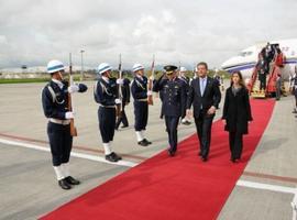Presidente Fernández llega a Colombia donde agotará agenda oficial 