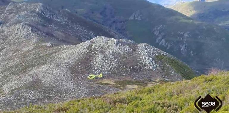 Operación de rescate en Somiedo con final trágico para un montañero en el Pico Piedra Negra