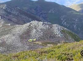 Operación de rescate en Somiedo con final trágico para un montañero en el Pico Piedra Negra