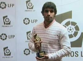 Alberto Rivera recogió el premio LFP al Juego Limpio 2010/2011