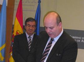 Principado y Ayuntamiento de Navia alcanzan un acuerdo sobre los usos del terreno portuario 