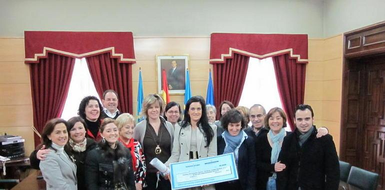 Lorena Fernández Valles recibe el V Premio ‘Emprendedora de Langreo’