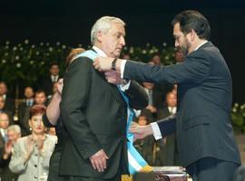 Otto Pérez Molina juró su cargo de Presidente ante el Congreso guatemalteco