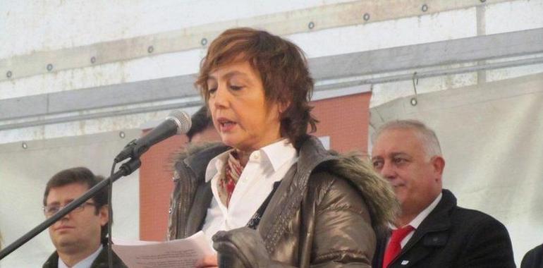 Rosa Rivas alaba en el pregón del Afuegal Pitu la "complicidad de la gente" de Asturias