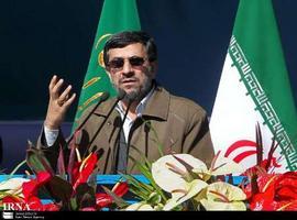 Ahmadineyad anuncia que Irán presentará varios proyectos nucleares próximamente 