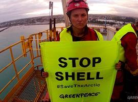 \Xena\ y Greenpeace bloquean una expedición de Shell al Ártico 