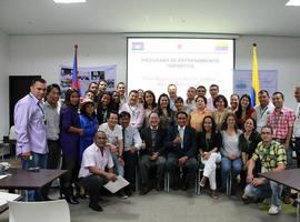  Delegados camboyanos en Acción contra Minas Antipersonal socializan experiencias en Medellín, Antioquia