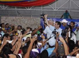 Capriles Radonski: Caminaremos como un misionero casa por casa