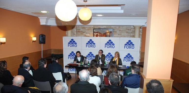 Coto: “¿Por qué Mercedes Fernández no dejó ya su acta de diputada en Madrid, si se compromete a dedicarse a la Junta General”