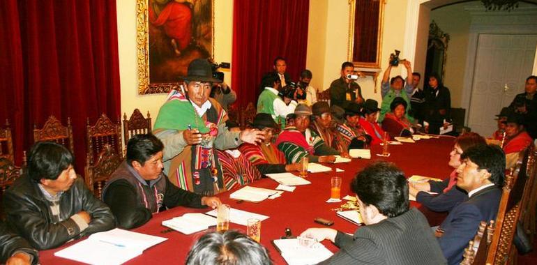 Gobierno y pueblos originarios de Bolivia alcanzan un acuerdo pacífico